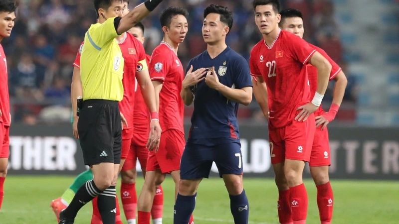 Thông tin về trọng tài điều khiển trận đấu