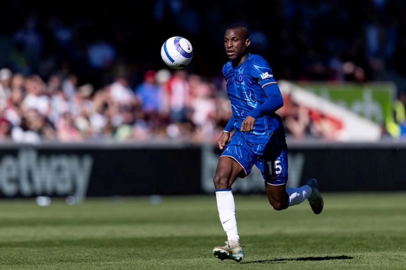 Chelsea giảm giá bán Nicolas Jackson