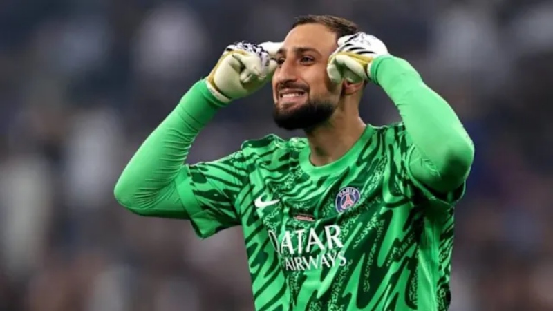 ManCity theo đuổi thương vụ Gianluigi Donnarumma