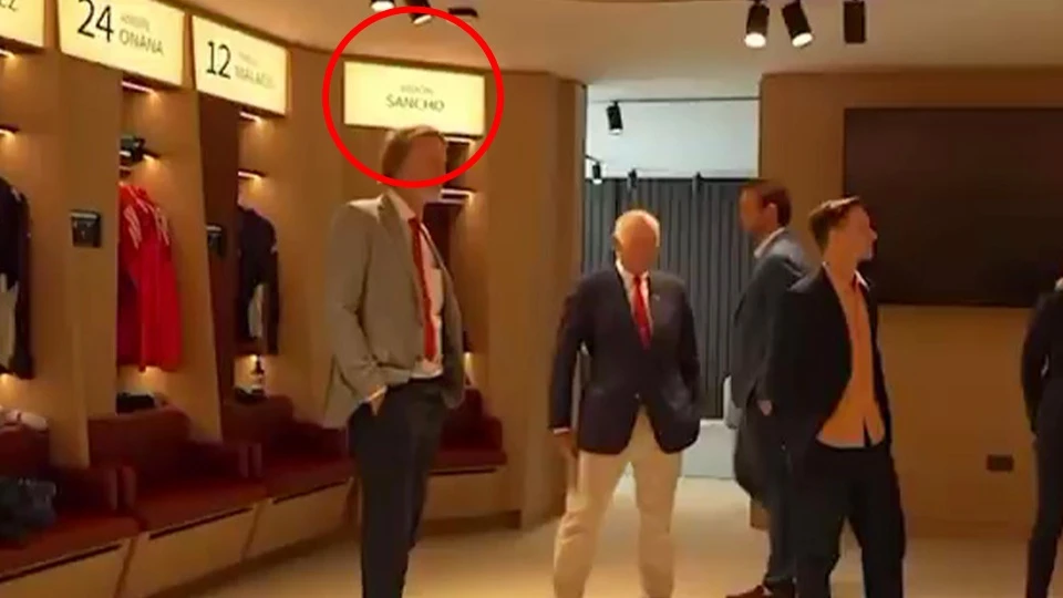 Sancho có tên trong phòng thay đồ của MU