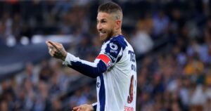 Thiago Silva và Sergio Ramos sẽ giải bài toán hàng phòng thủ cho Liverpool?