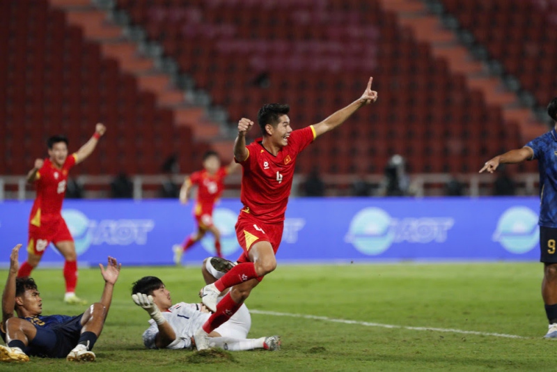 Cuộc tranh cãi sau thất bại của U22 Thái Lan trước U22 Việt Nam